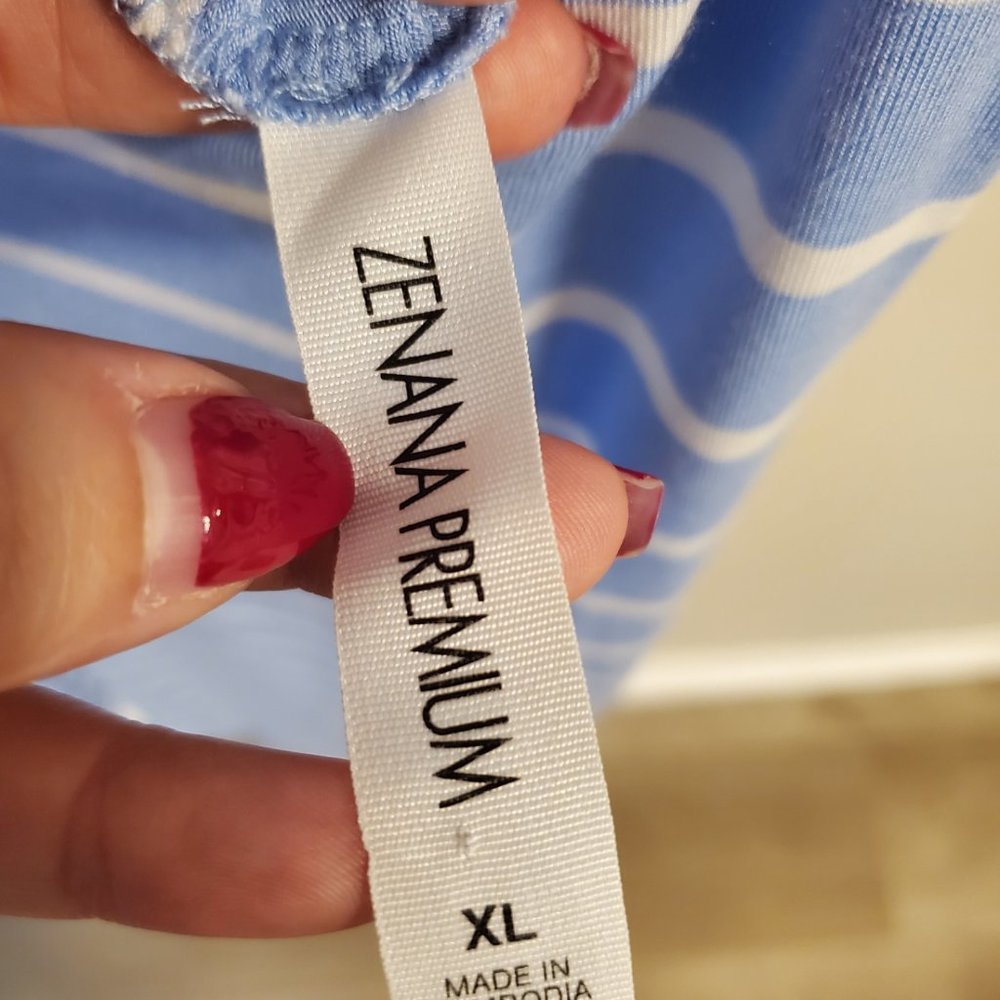 Zenana Premium Spaghetti Strap Top. XL. Brand new without tags - Picture 2 of 3